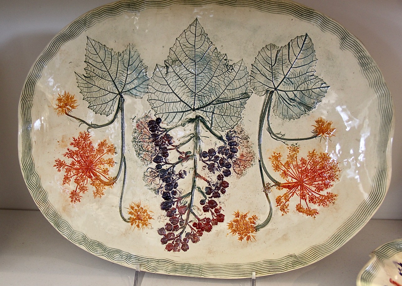 Grape leaves platter