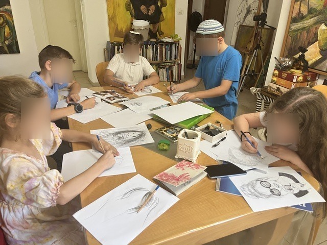 Children sketching